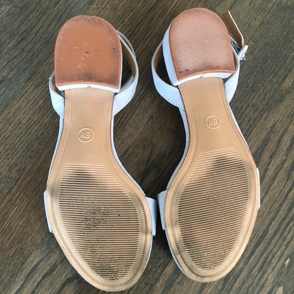 Light blue sandals size 8W - Picture 4 of 4